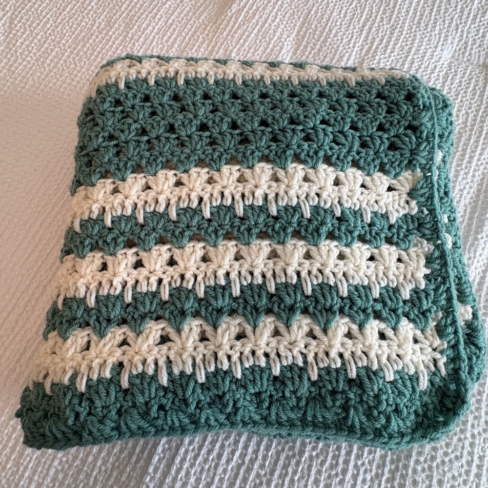 Hand Crocheted Afghan Lap Blanket Teal & Cream 52x48
